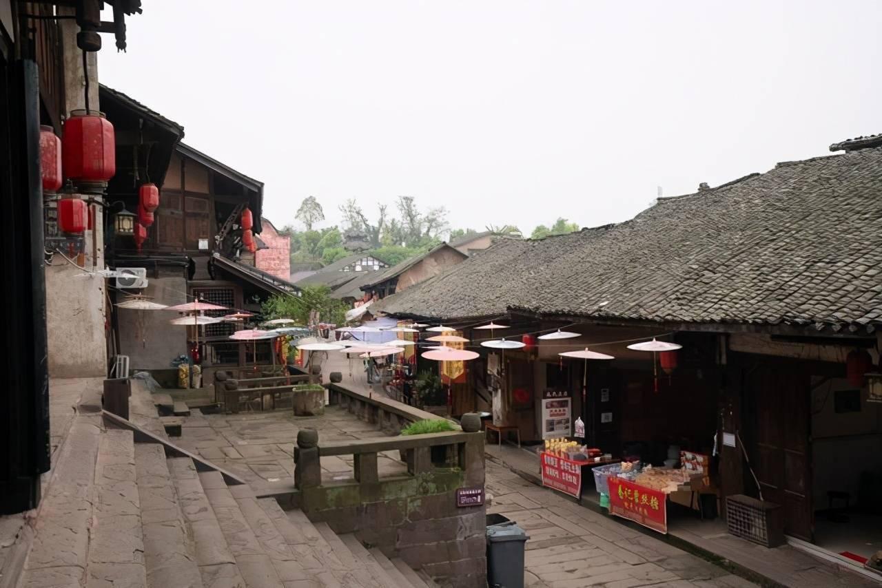 你的空瓶都是直接丢掉么？能循环利用么？游戏画面